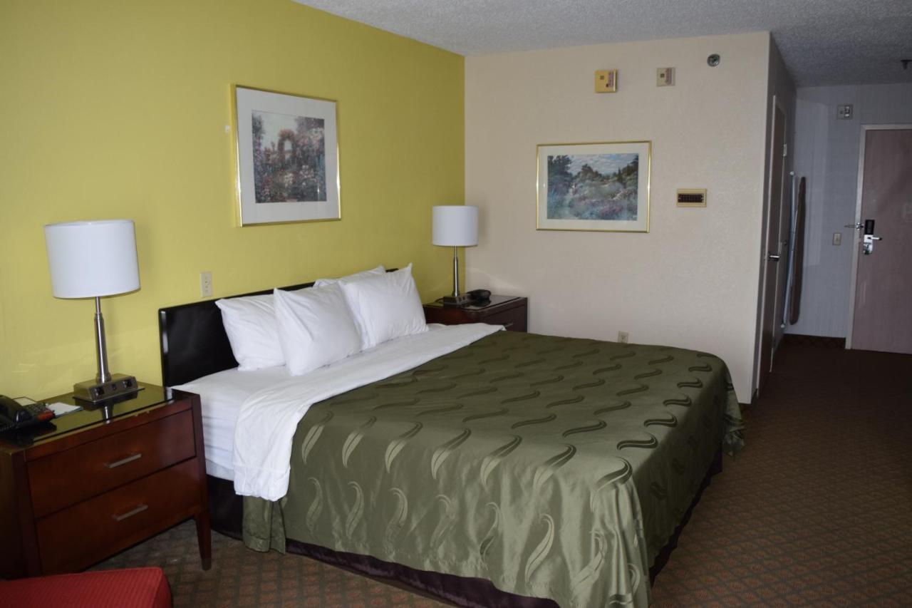 Quality Inn Rocky Mount Εξωτερικό φωτογραφία
