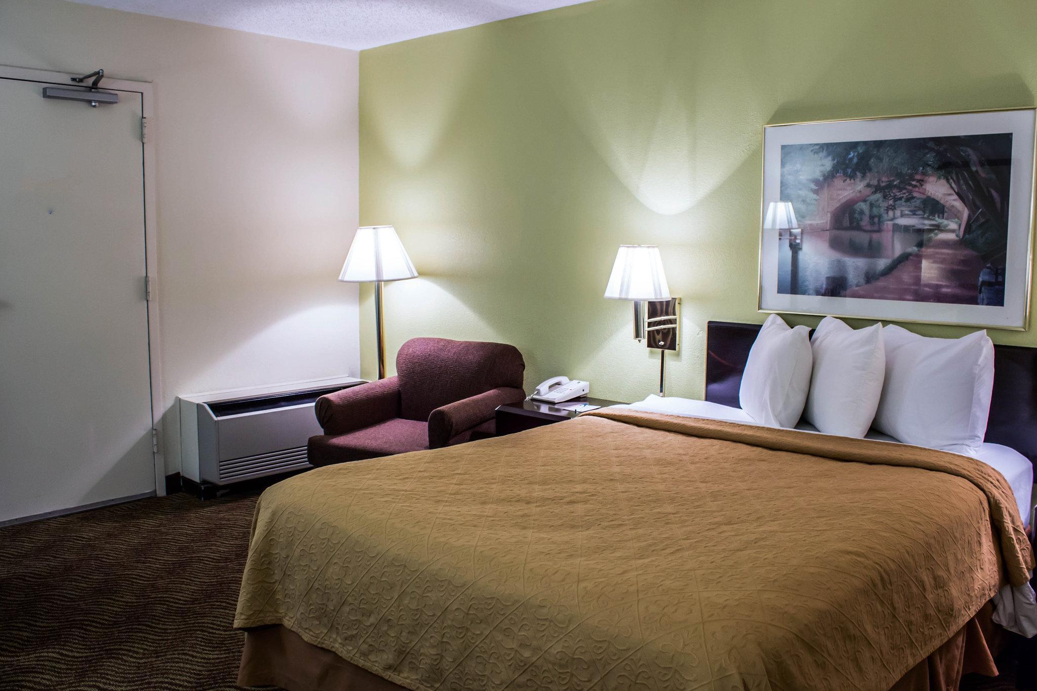 Quality Inn Rocky Mount Εξωτερικό φωτογραφία