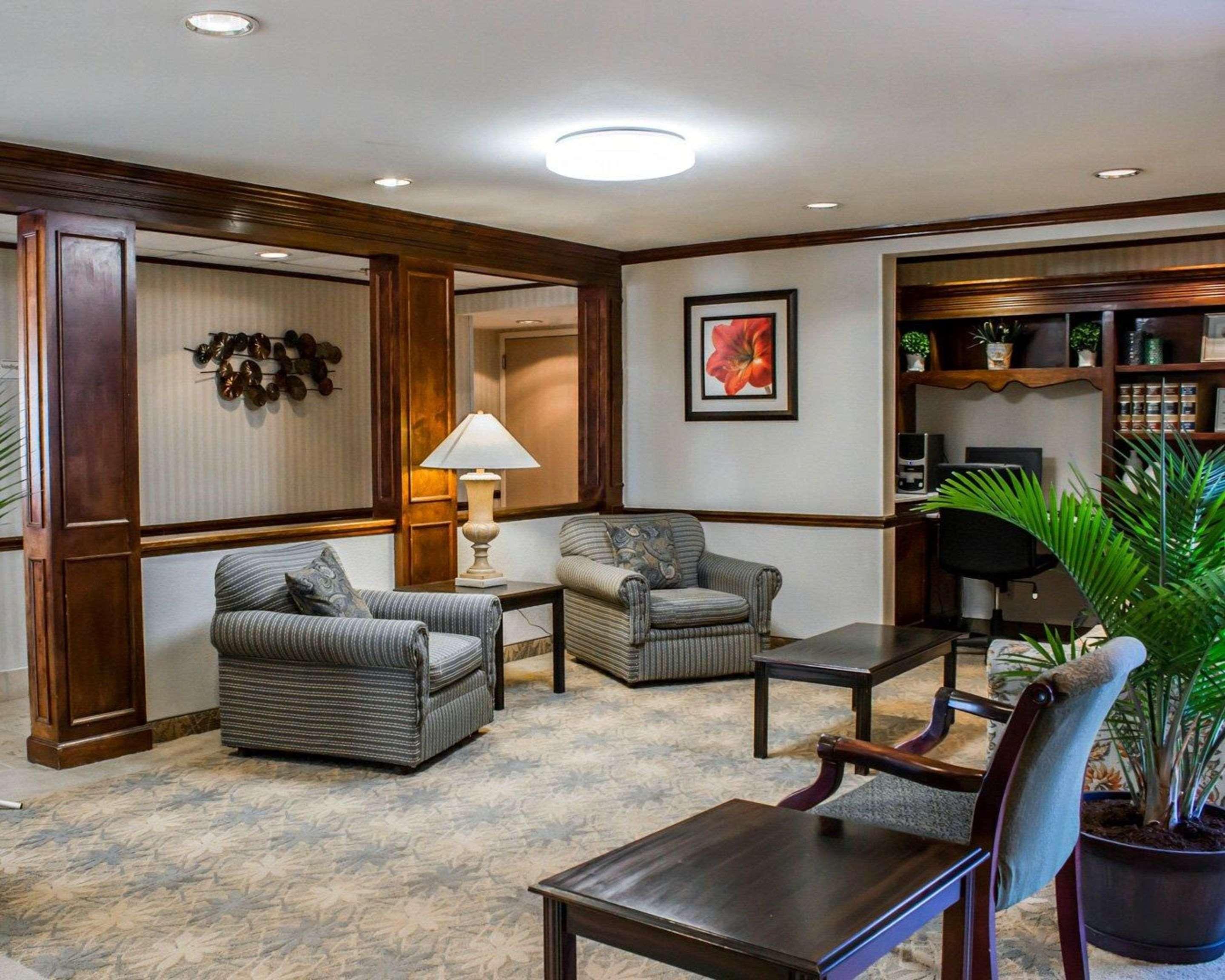 Quality Inn Rocky Mount Εξωτερικό φωτογραφία