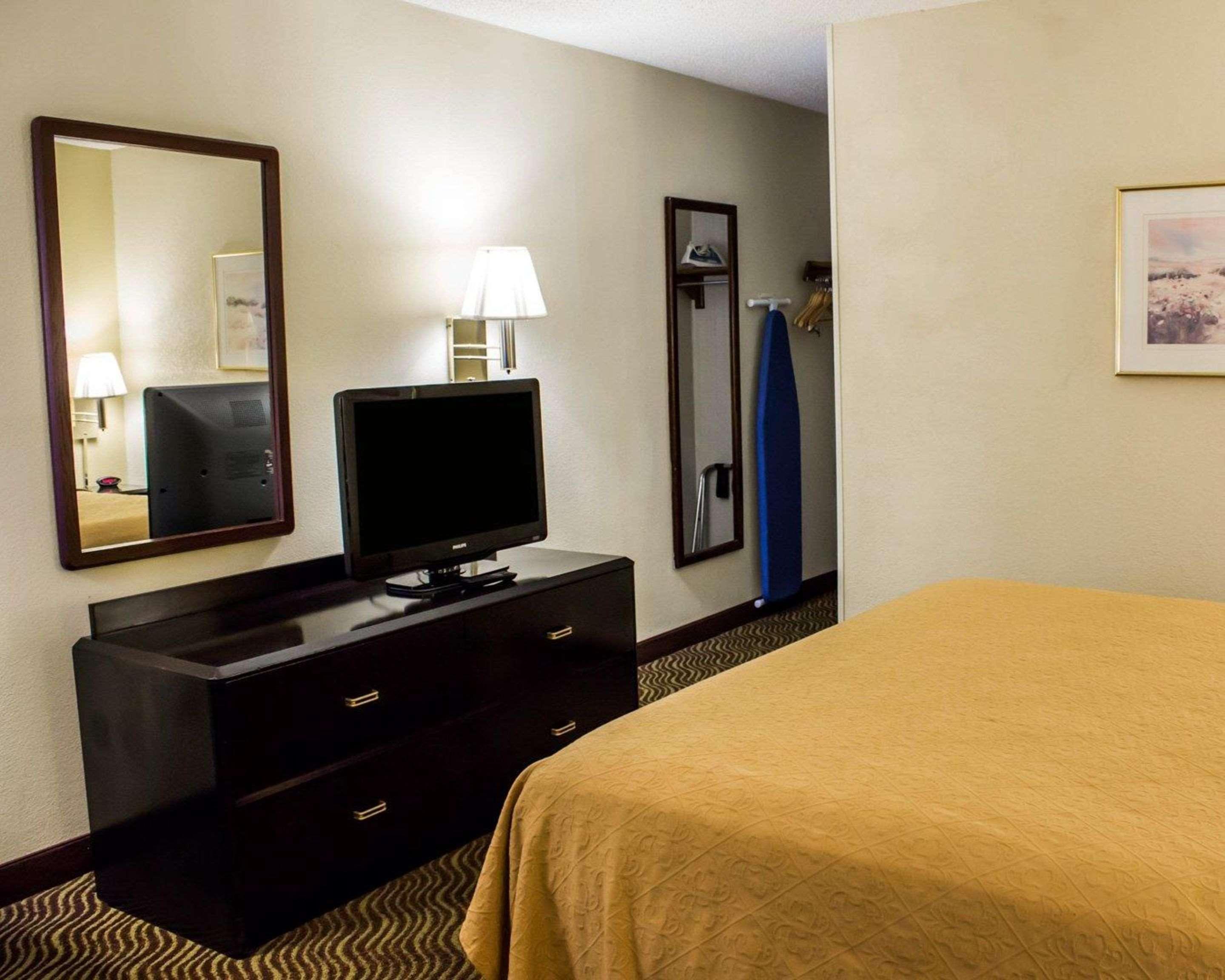 Quality Inn Rocky Mount Εξωτερικό φωτογραφία