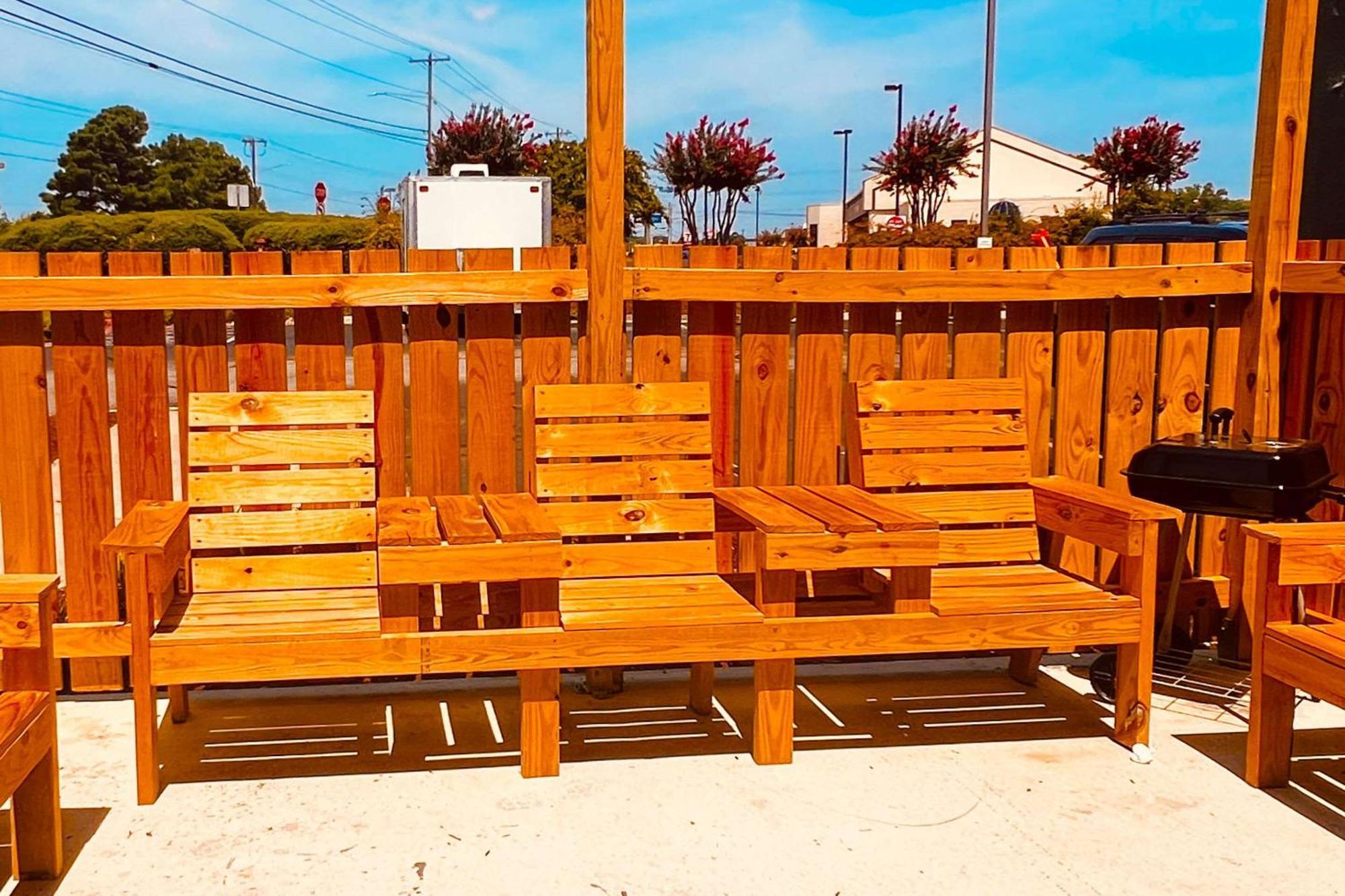 Quality Inn Rocky Mount Εξωτερικό φωτογραφία