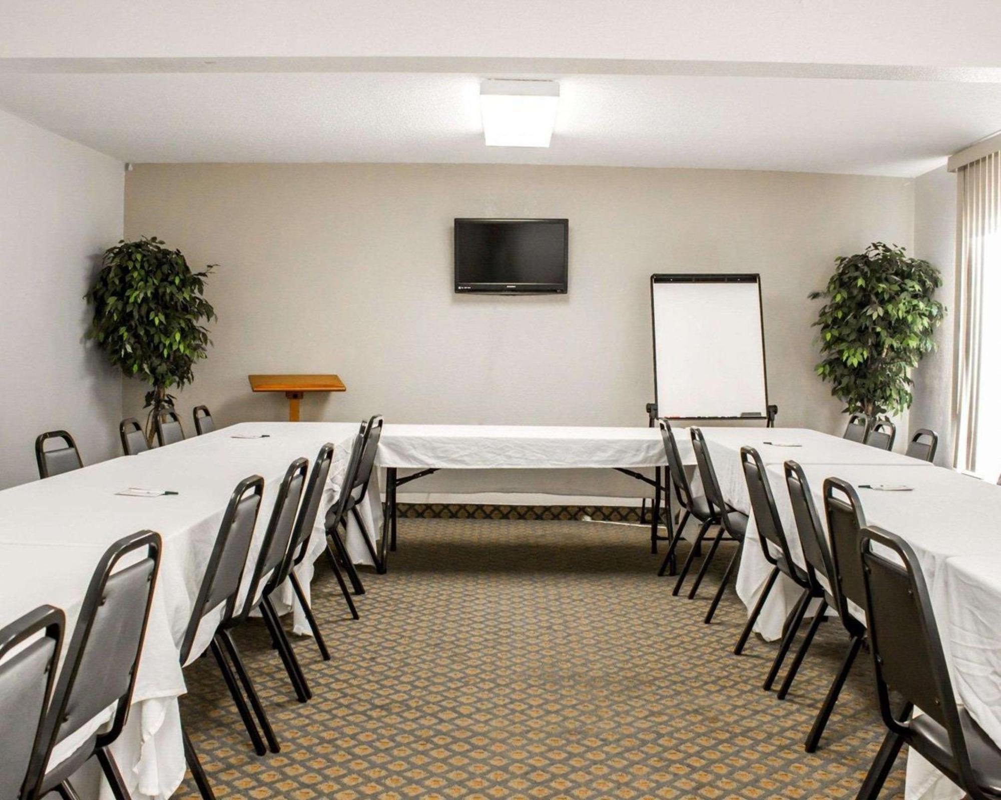 Quality Inn Rocky Mount Εξωτερικό φωτογραφία