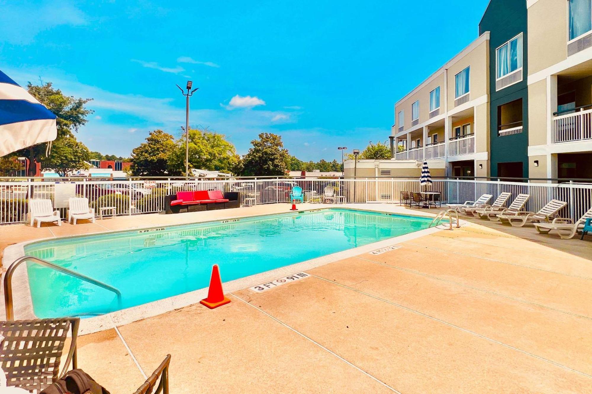 Quality Inn Rocky Mount Εξωτερικό φωτογραφία