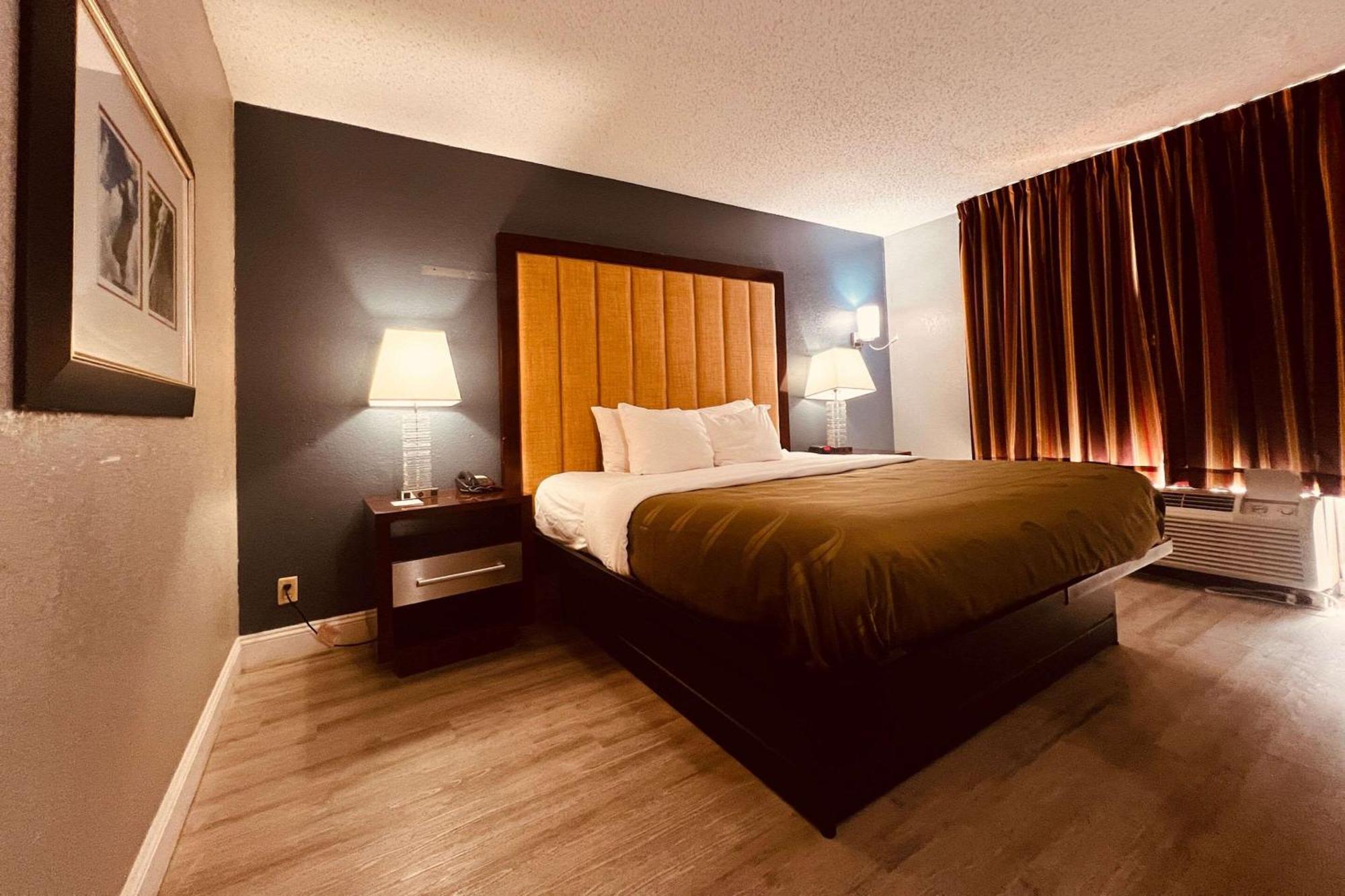 Quality Inn Rocky Mount Εξωτερικό φωτογραφία