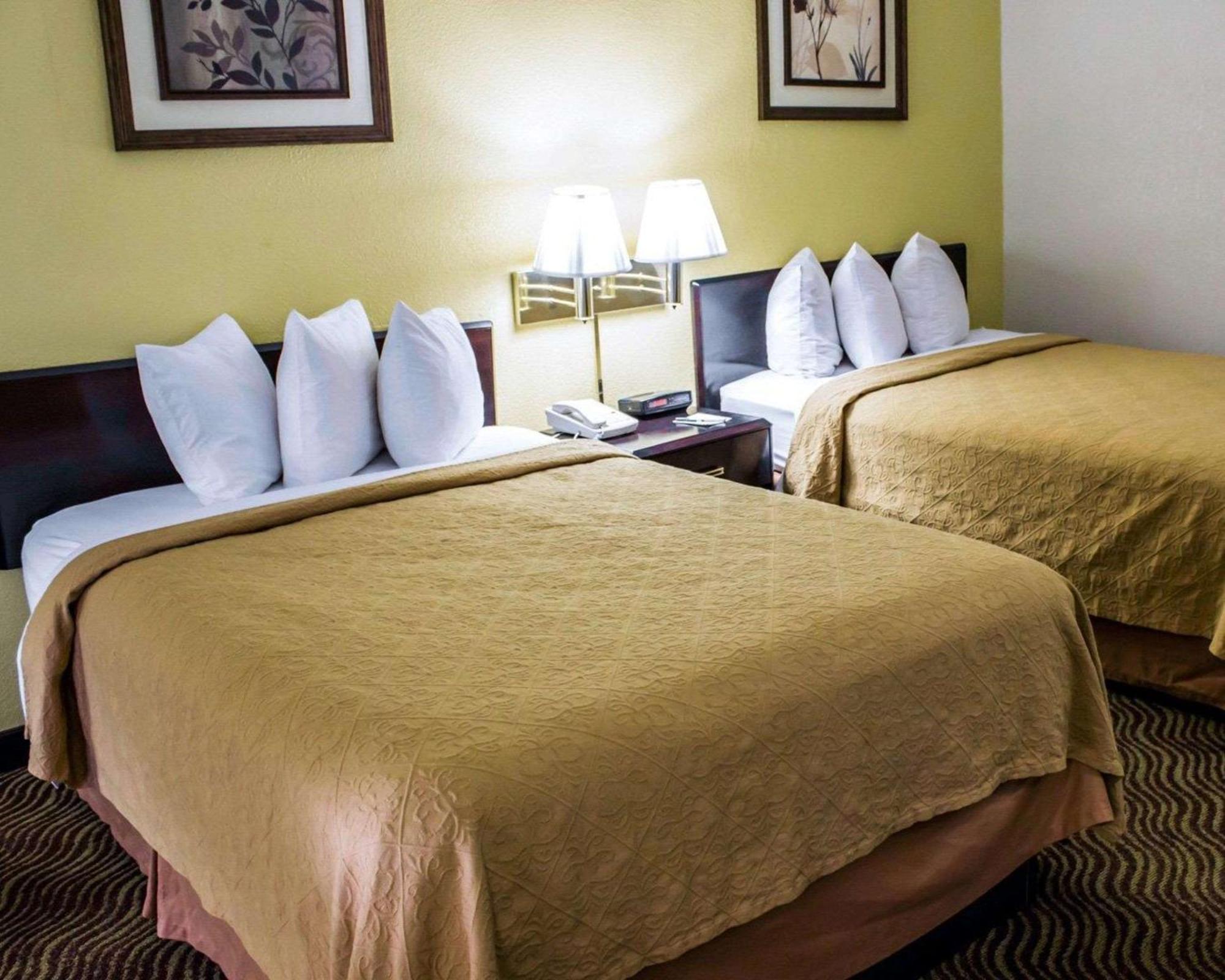 Quality Inn Rocky Mount Εξωτερικό φωτογραφία