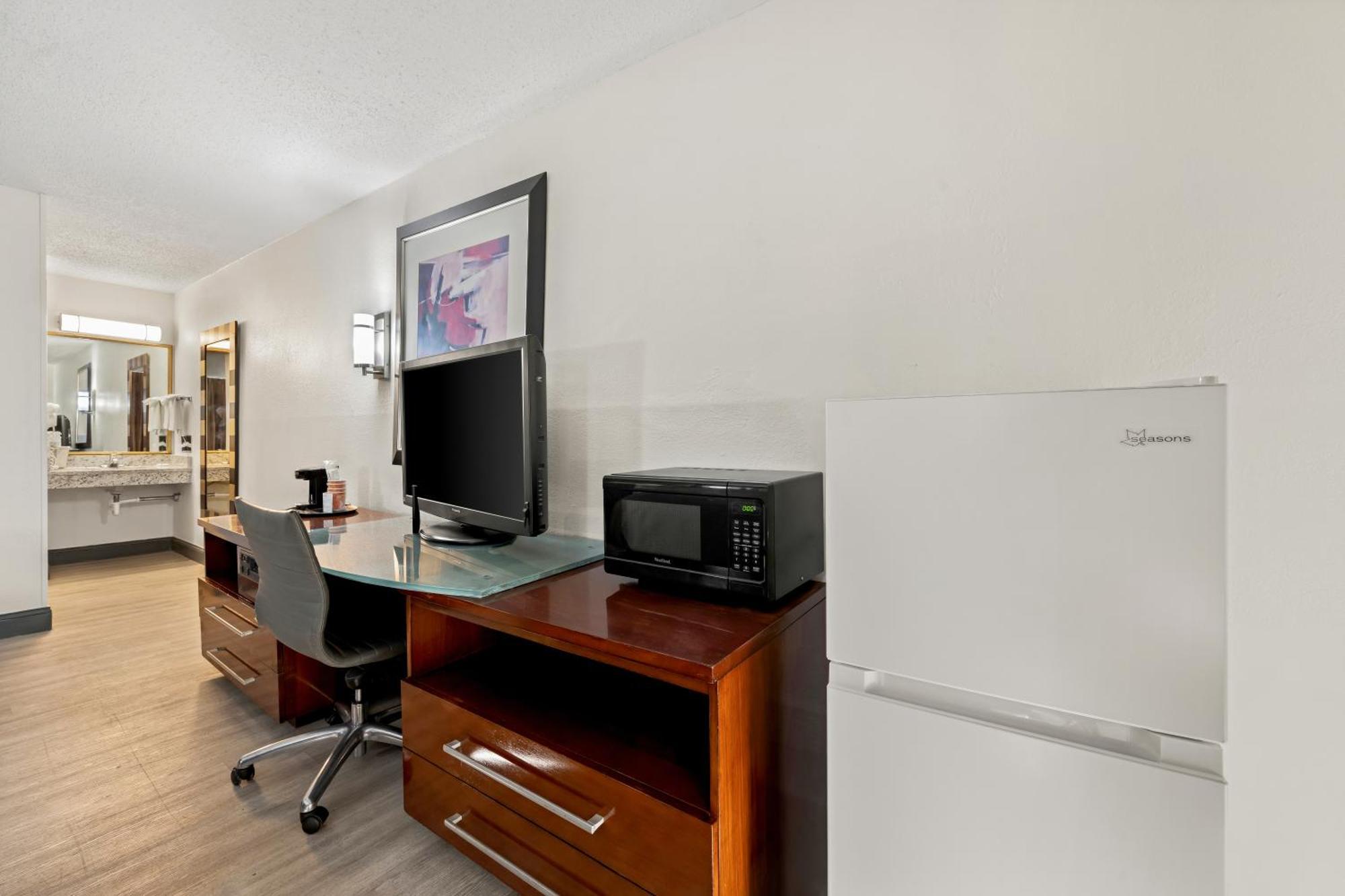 Quality Inn Rocky Mount Εξωτερικό φωτογραφία